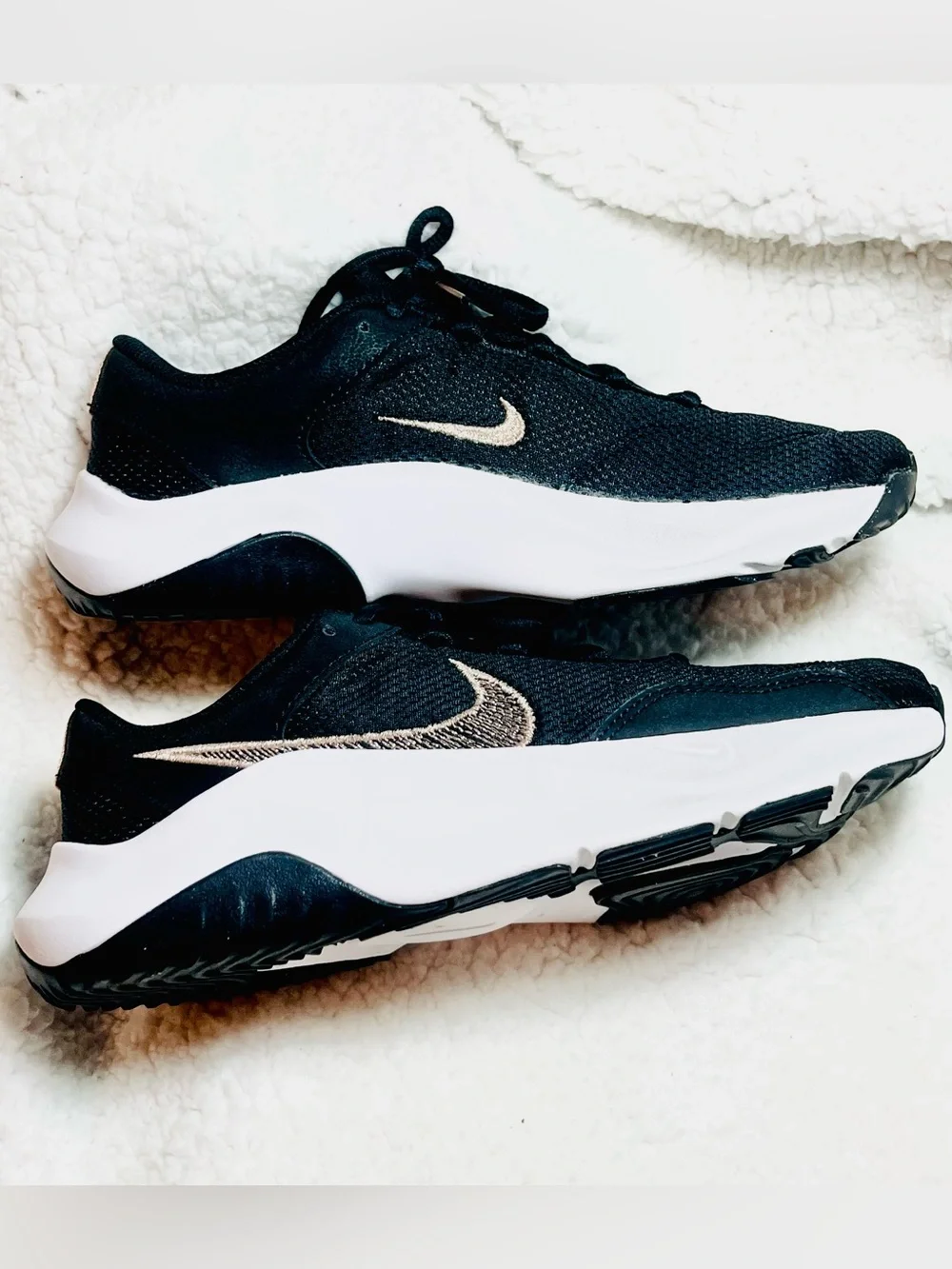 Pre-Owned Nike Legend Essentials 3 Training Shoes